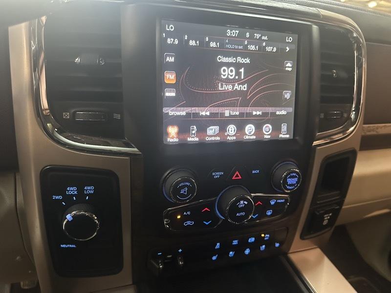 RAM 2500 Longhorn Crew Cab LWB 4WD 2015