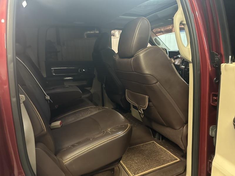 RAM 2500 Longhorn Crew Cab LWB 4WD 2015