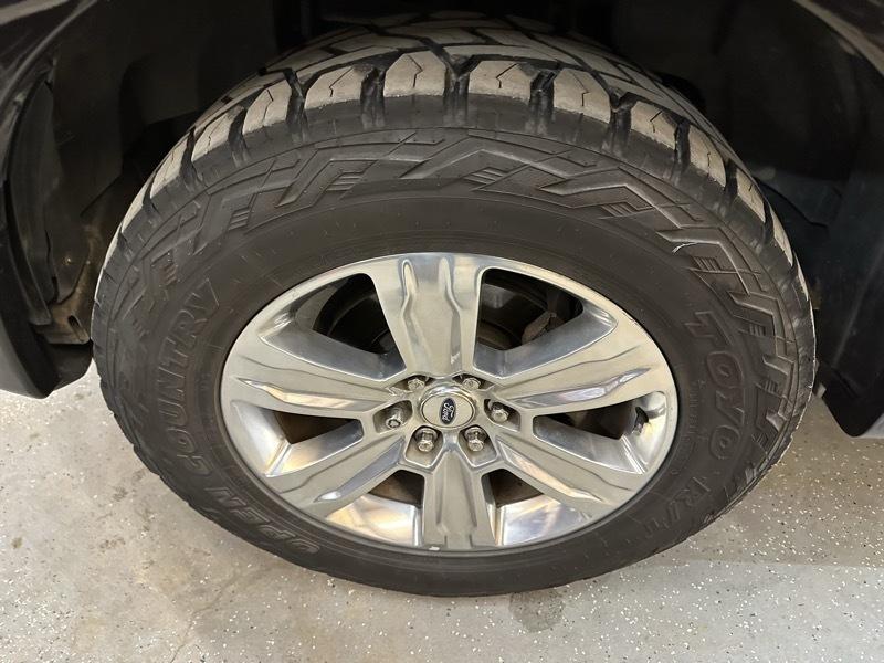 Ford F-150 Platinum 4x4 Short Bed 2016