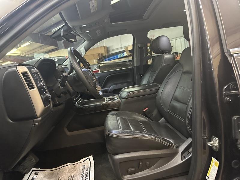 GMC Sierra 1500 Denali Crew Cab Short Box 4WD 2015