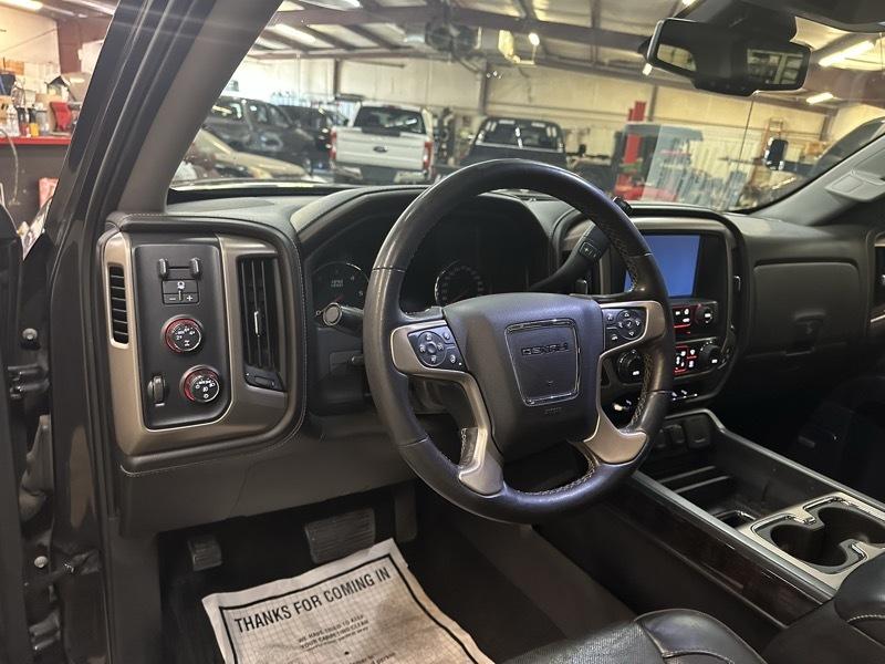 GMC Sierra 1500 Denali Crew Cab Short Box 4WD 2015