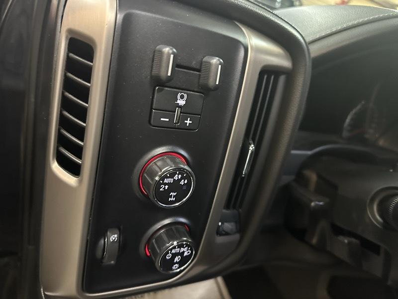 GMC Sierra 1500 Denali Crew Cab Short Box 4WD 2015