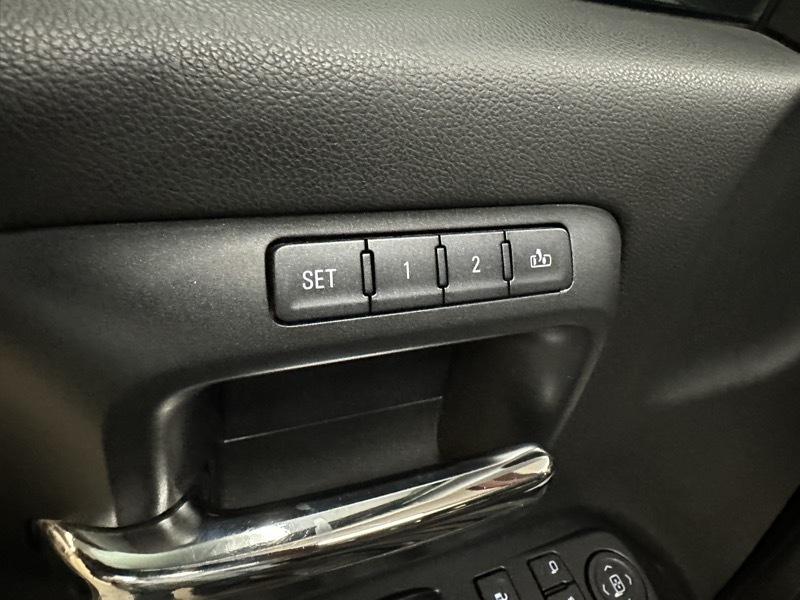 GMC Sierra 1500 Denali Crew Cab Short Box 4WD 2015