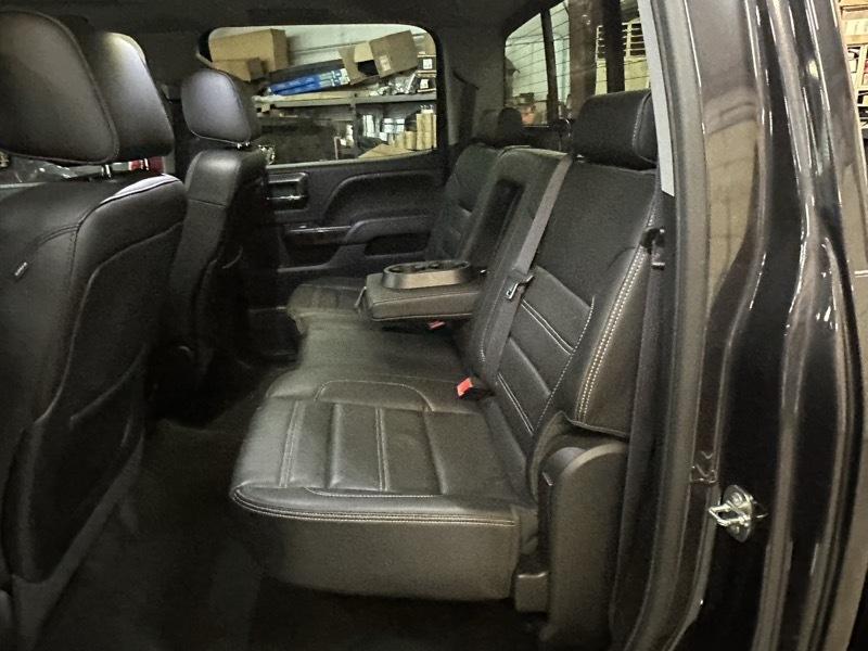 GMC Sierra 1500 Denali Crew Cab Short Box 4WD 2015