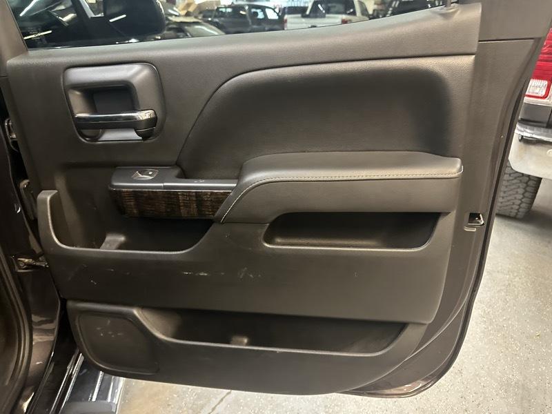 GMC Sierra 1500 Denali Crew Cab Short Box 4WD 2015