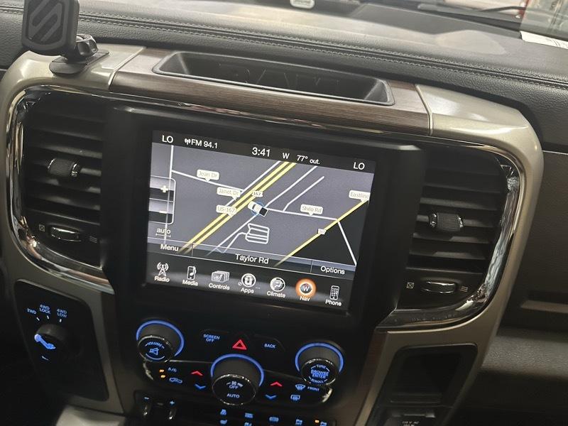 RAM 2500 Laramie Crew Cab SWB 4WD 2016