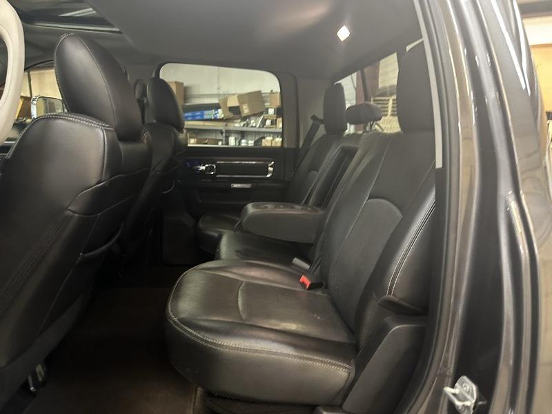 RAM 2500 Laramie Crew Cab SWB 4WD 2016