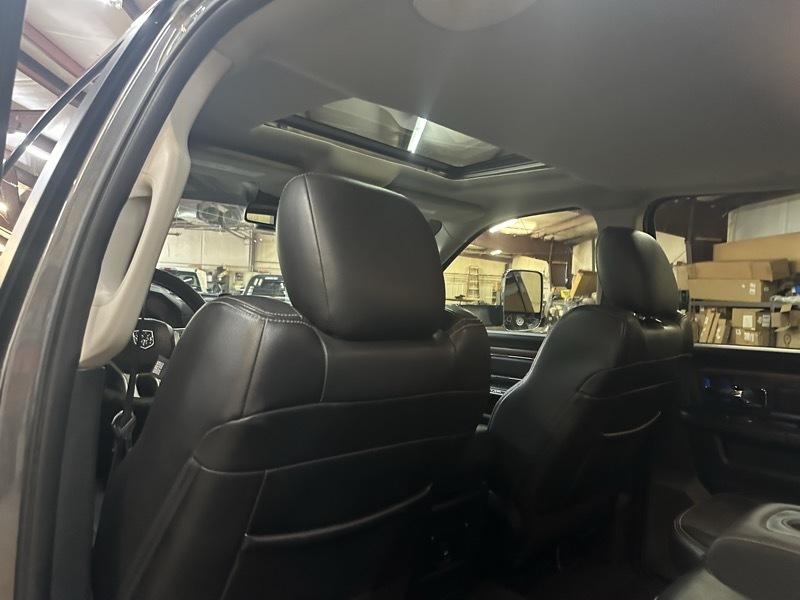 RAM 2500 Laramie Crew Cab SWB 4WD 2016