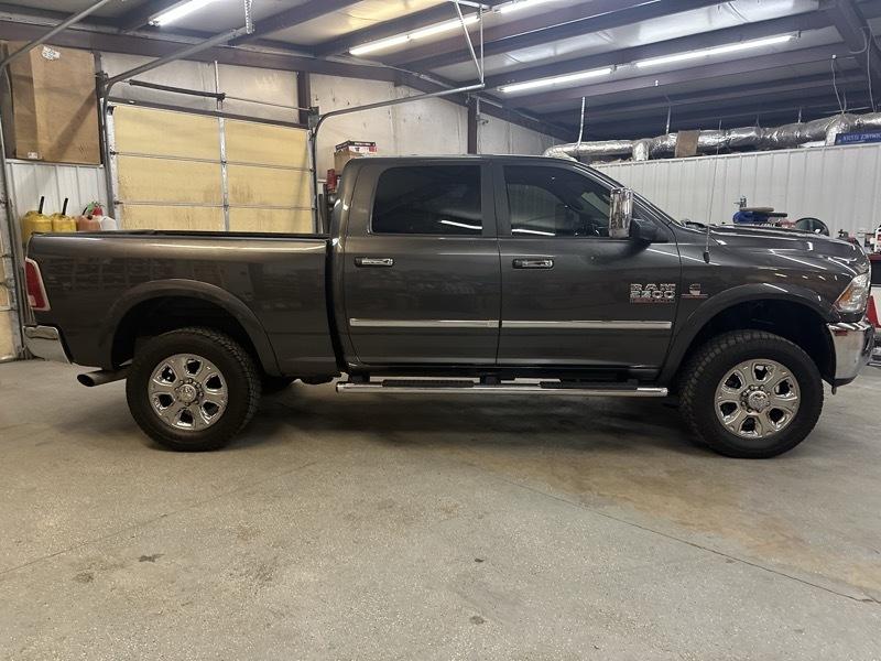 RAM 2500 Laramie Crew Cab SWB 4WD 2016