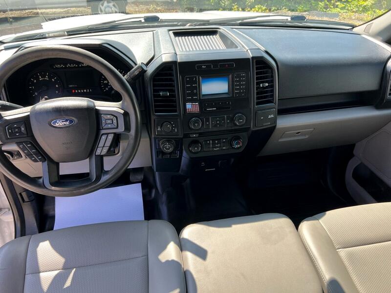 Ford F-150 4WD SuperCab 163" XL 2017 Ford F-150 4WD SuperCab 163" XL 2017