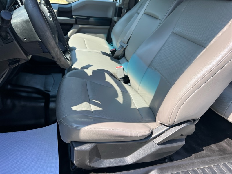 Ford F-150 4WD SuperCab 163" XL 2017 Ford F-150 4WD SuperCab 163" XL 2017