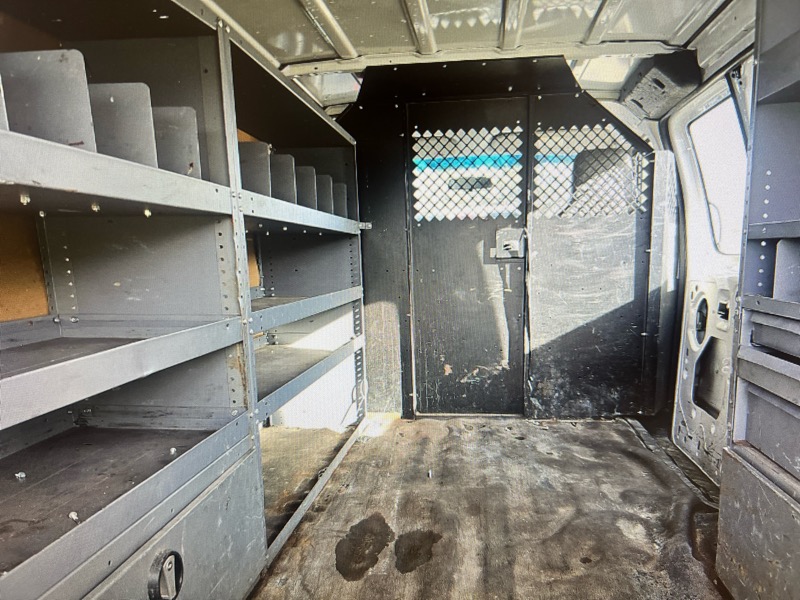 Ford Econoline E-350 Super Duty 2012