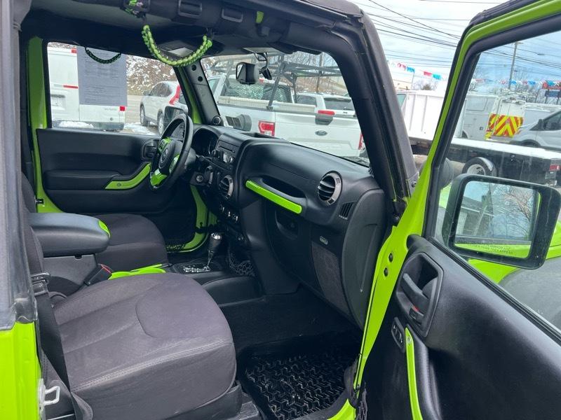 Jeep Wrangler Sport 4WD 2013