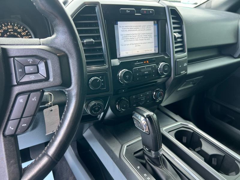 Ford F-150 4WD SuperCrew 145" XLT 2018