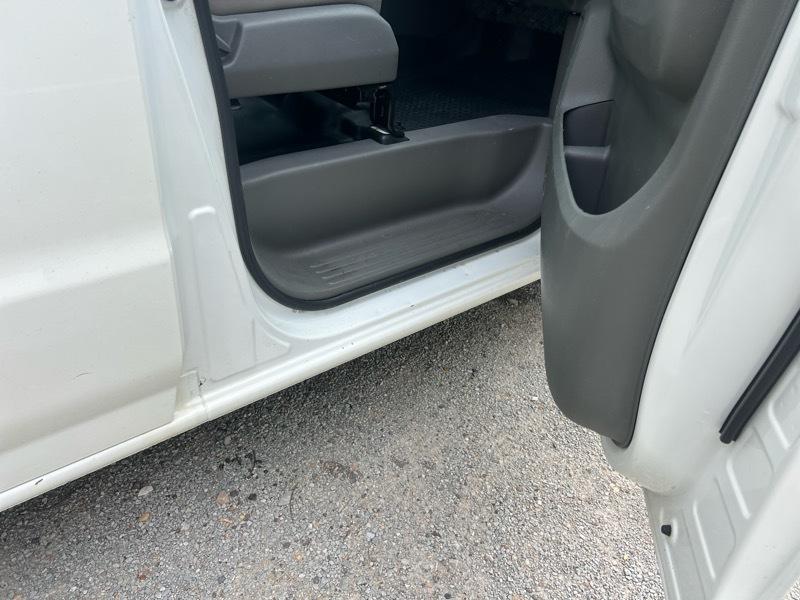 Nissan NV Cargo 1500 S 2019