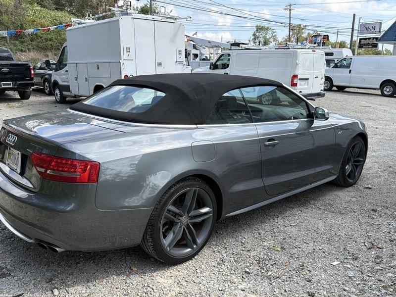 Audi S5 3.0T Cabriolet quattro S tronic 2012