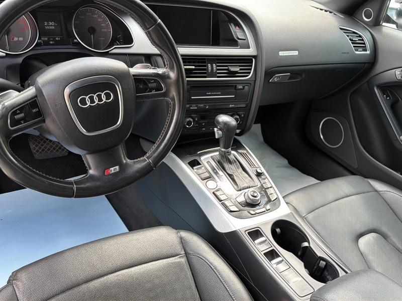 Audi S5 3.0T Cabriolet quattro S tronic 2012