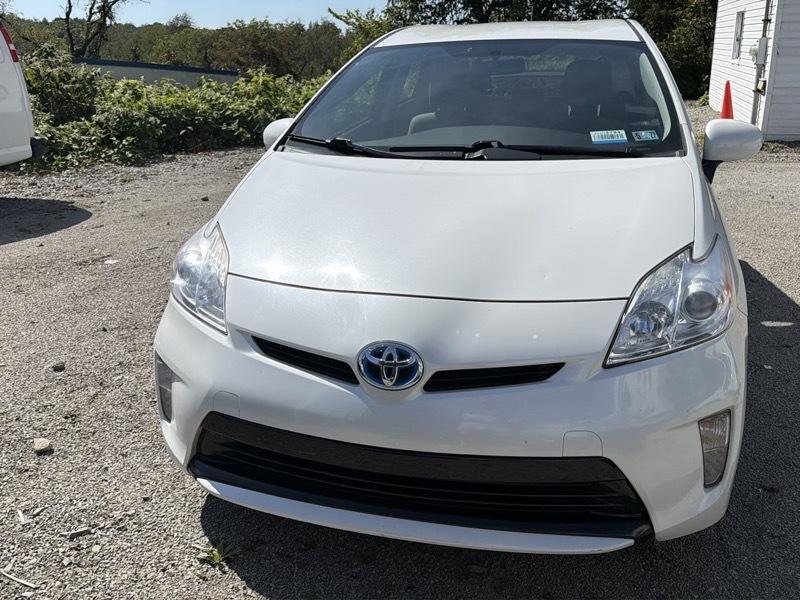 Toyota Prius Prius V 2012