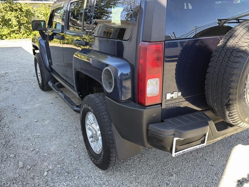 HUMMER H3 Base 2008