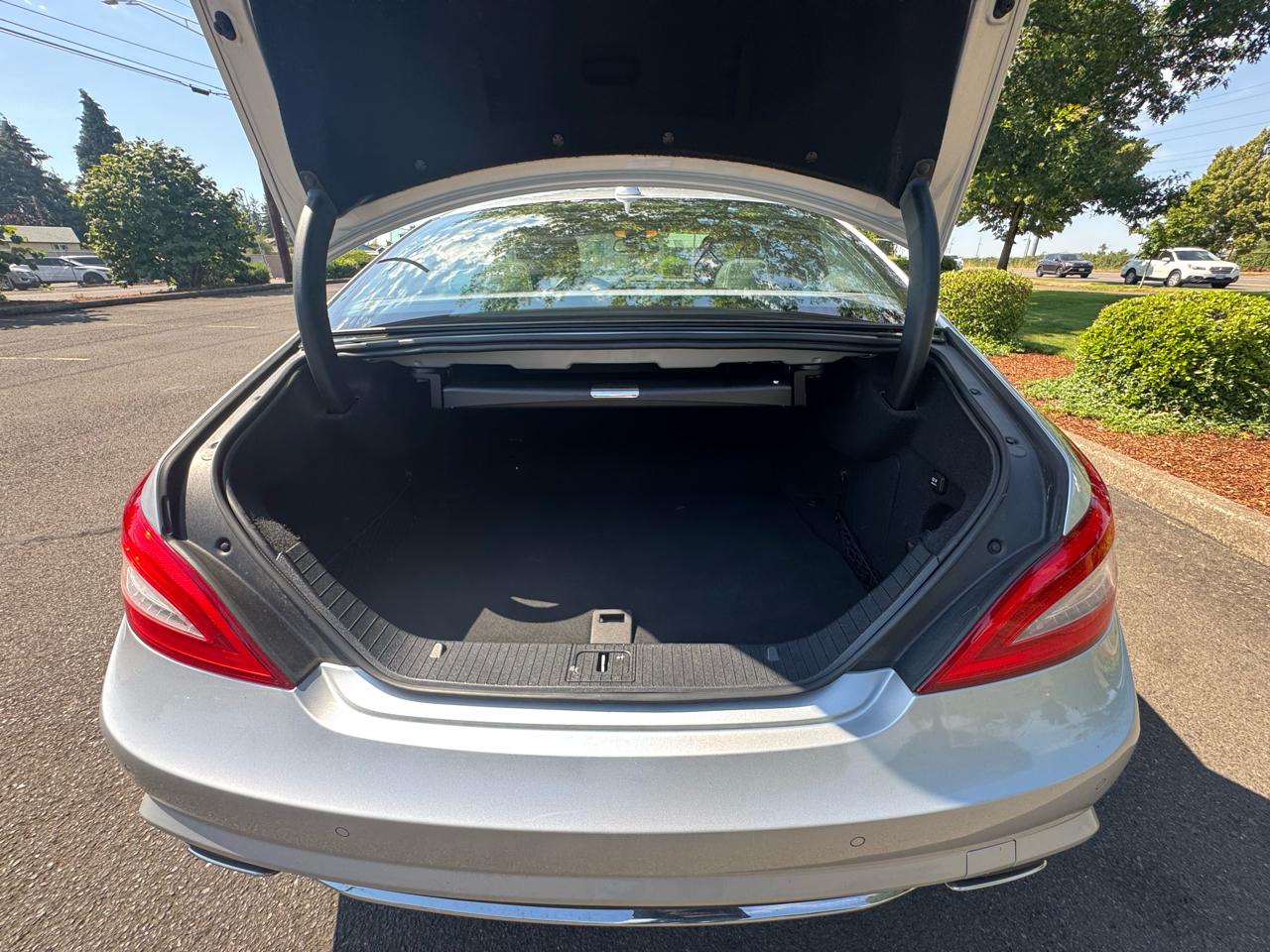 Mercedes-Benz CLS-Class 4dr Sdn CLS 550 RWD 2014
