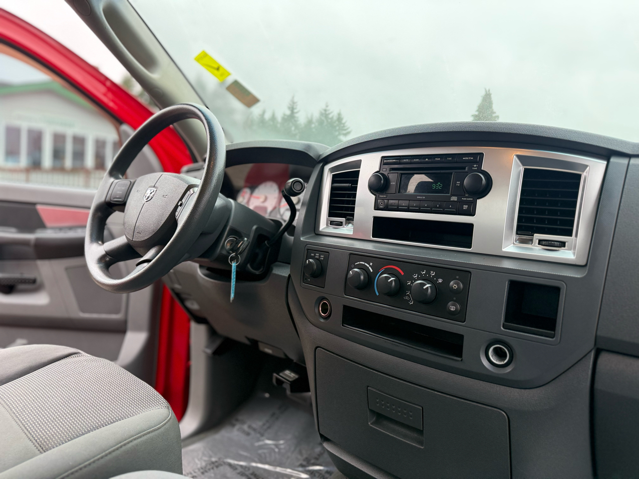 Dodge Ram 1500 4WD Quad Cab 140.5" SLT 2007