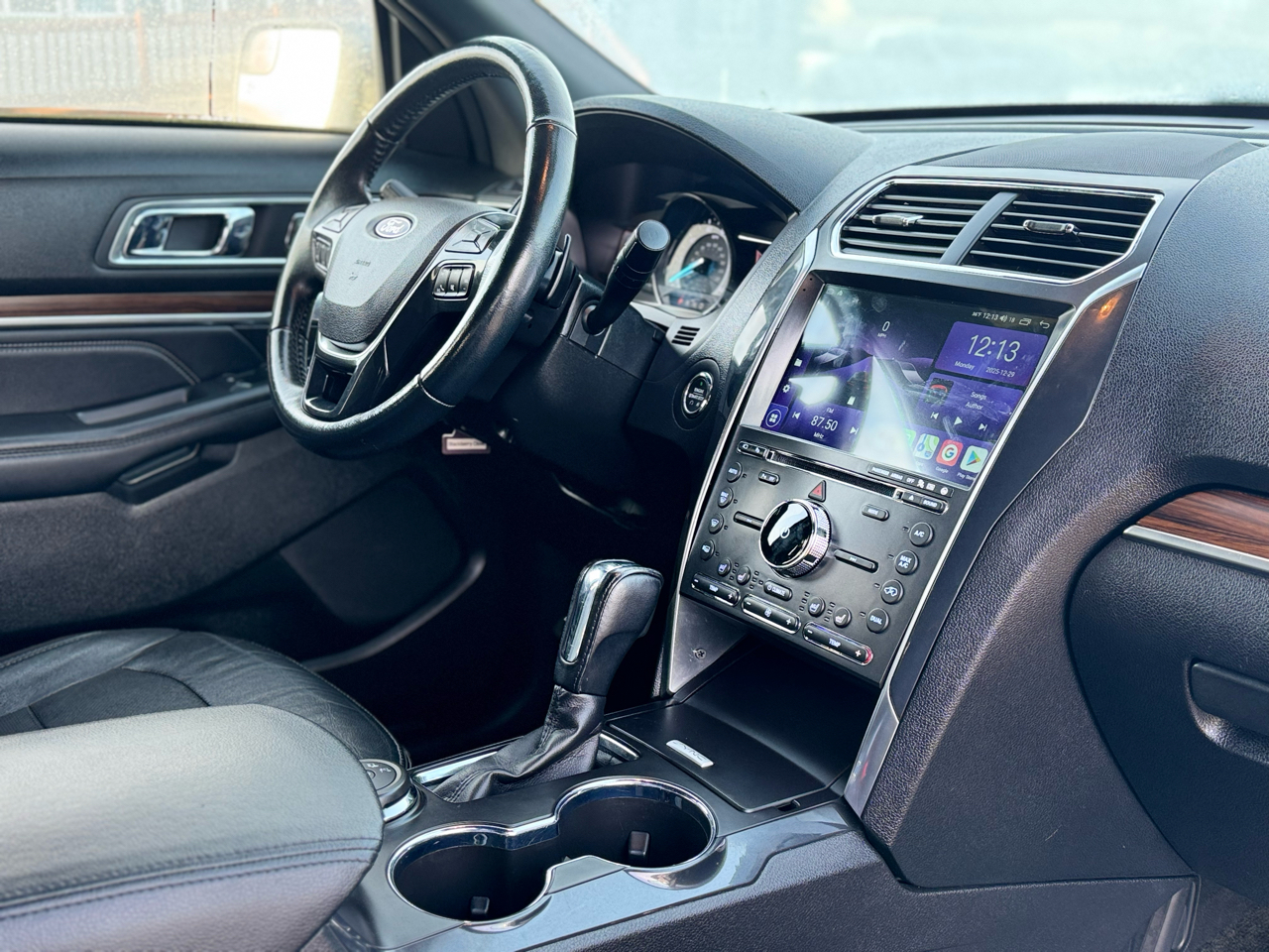 Ford Explorer Limited 4WD 2017