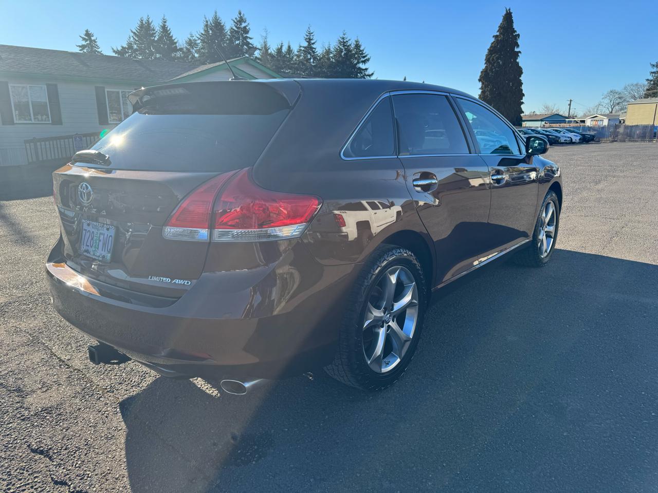 Toyota Venza 4dr Wgn V6 AWD Limited (Natl) 2012