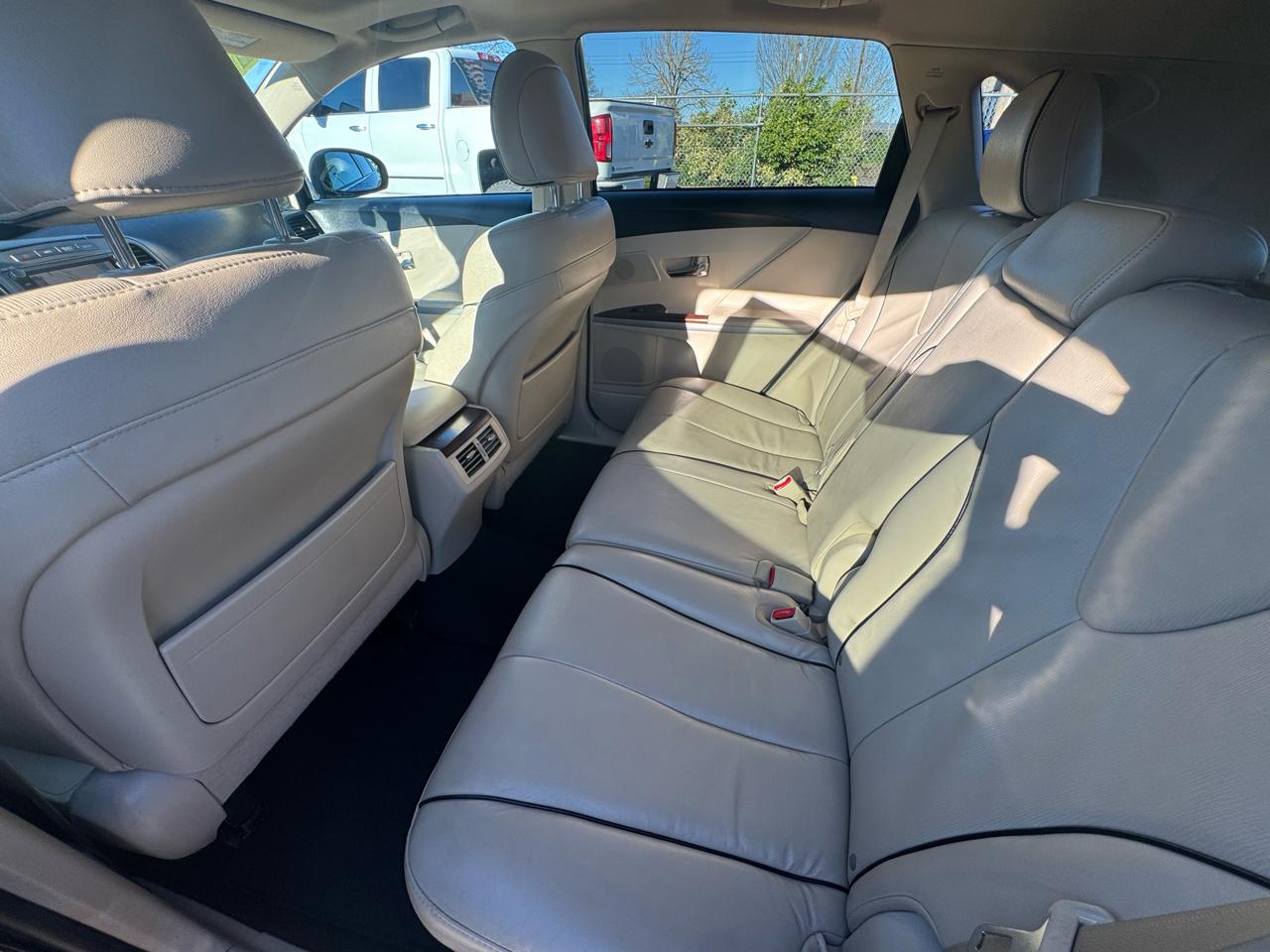 Toyota Venza 4dr Wgn V6 AWD Limited (Natl) 2012