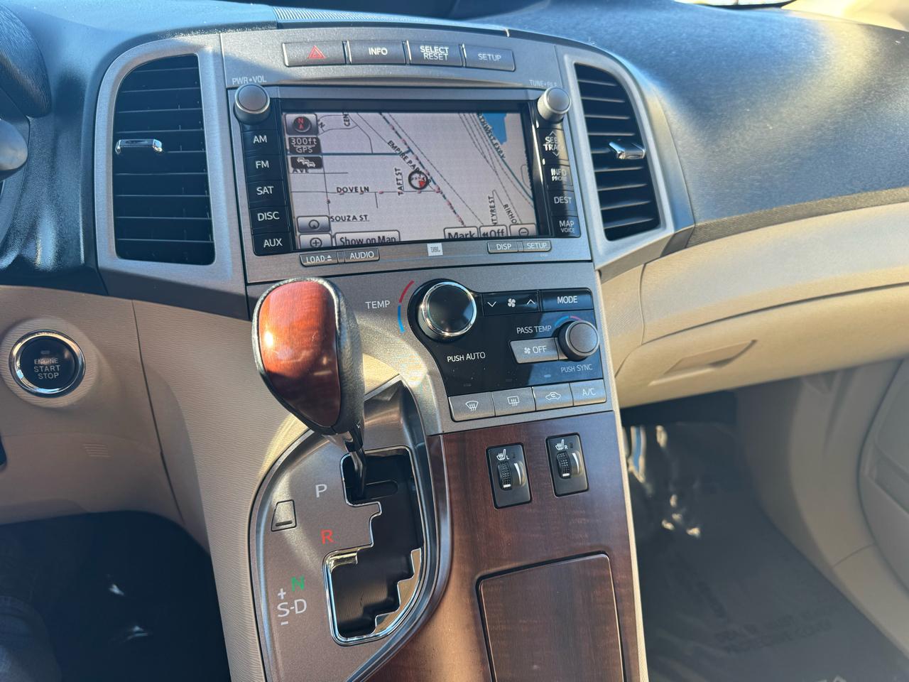 Toyota Venza 4dr Wgn V6 AWD Limited (Natl) 2012