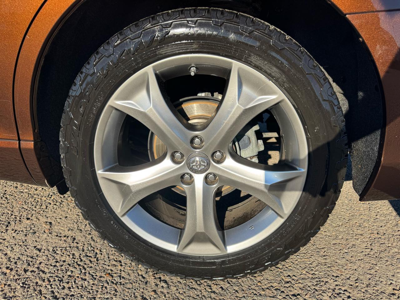 Toyota Venza 4dr Wgn V6 AWD Limited (Natl) 2012