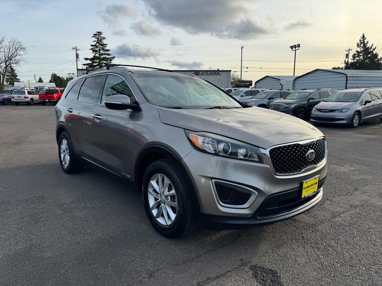 Kia Sorento AWD 4dr 3.3L LX 2016