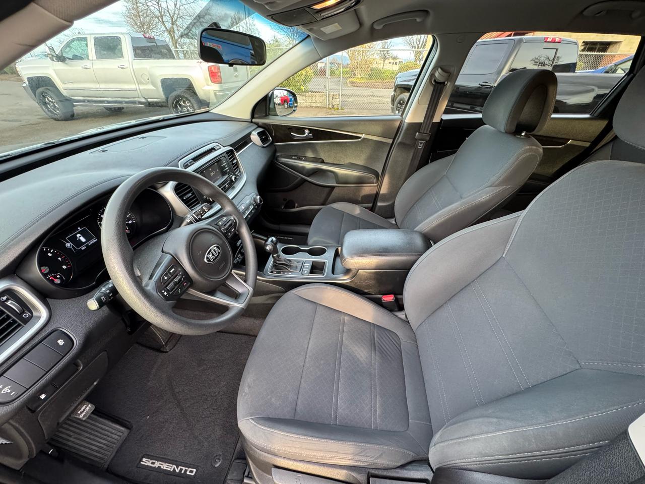 Kia Sorento AWD 4dr 3.3L LX 2016