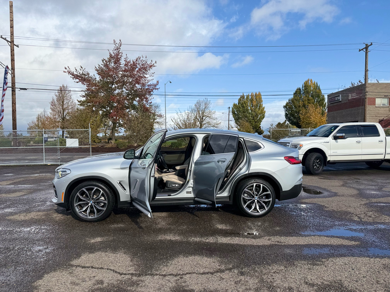 BMW X4 xDrive30i Sports Activity Coupe 2020 BMW X4 xDrive30i Sports Activity Coupe 2020