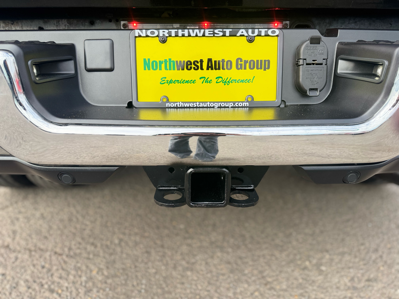 RAM 3500 Tradesman 4x4 Crew Cab 8' Box 2022 RAM 3500 Tradesman 4x4 Crew Cab 8' Box 2022