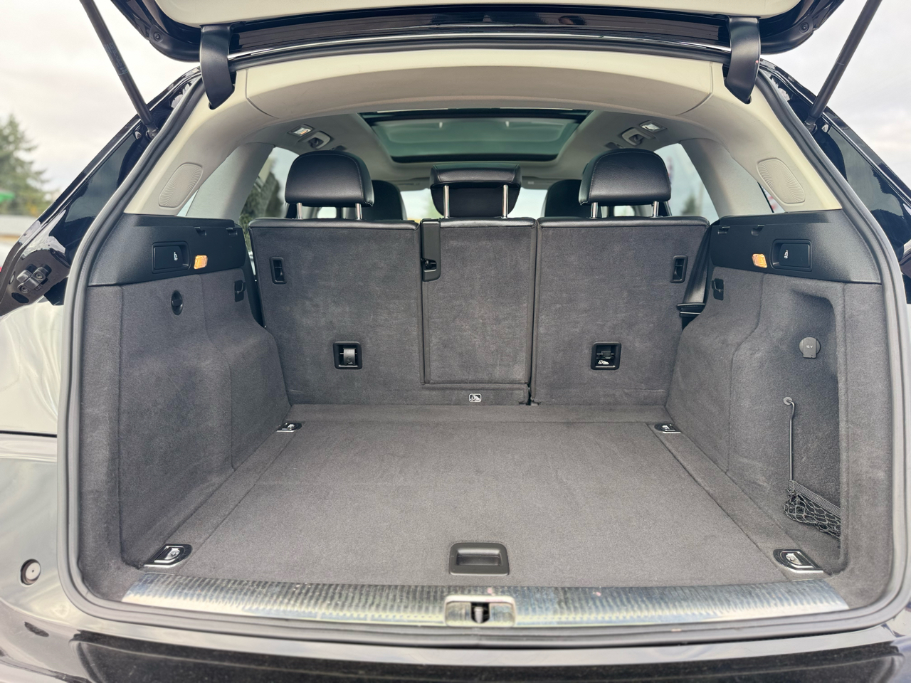 Audi Q5 quattro 4dr 3.0L TDI Premium Plus 2015 Audi Q5 quattro 4dr 3.0L TDI Premium Plus 2015