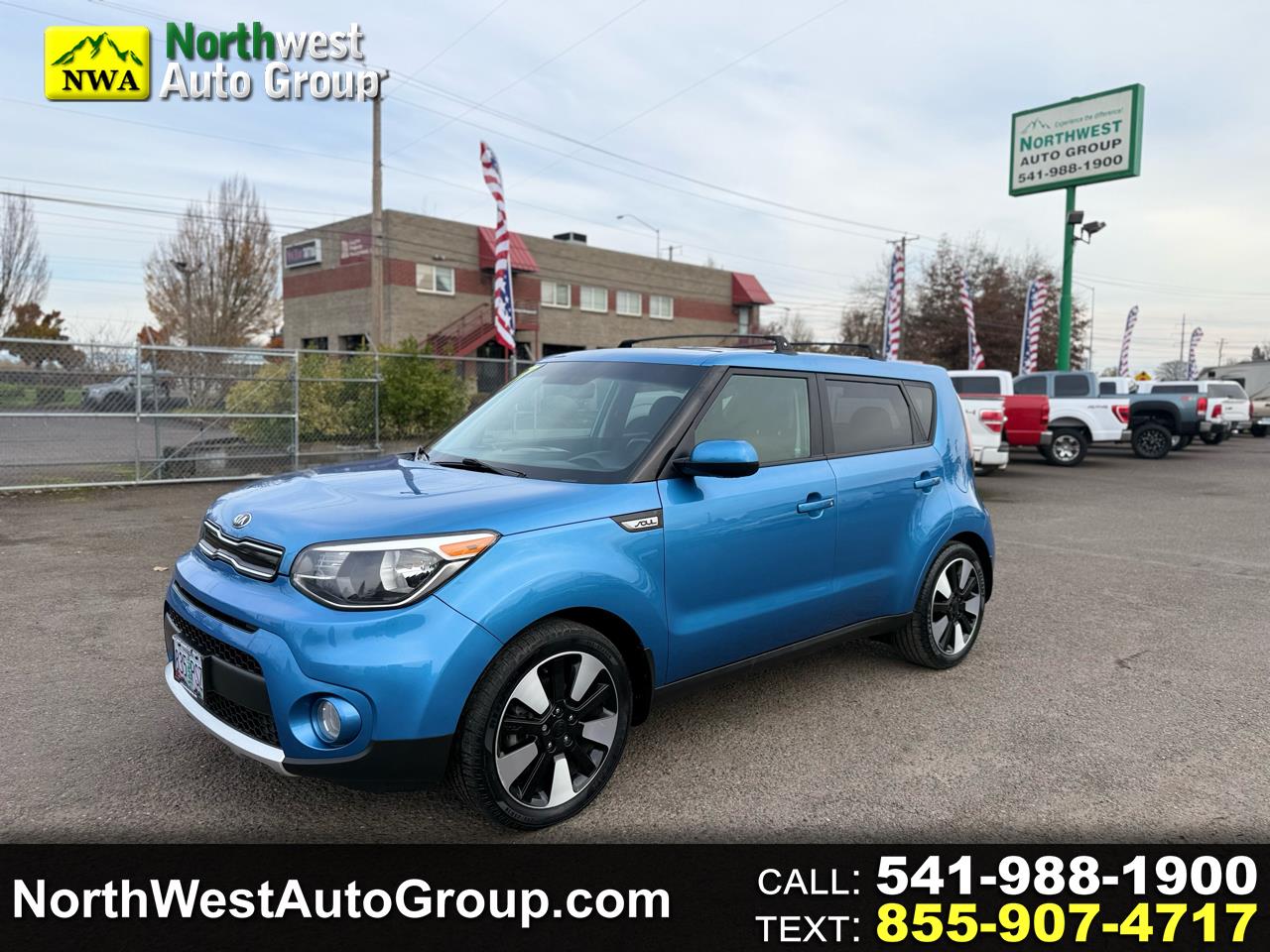 2017 Kia Soul + Auto