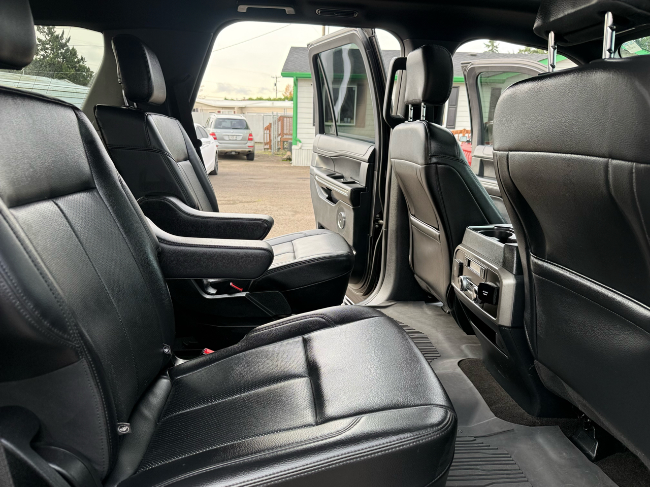 Ford Expedition XLT 4x4 2020