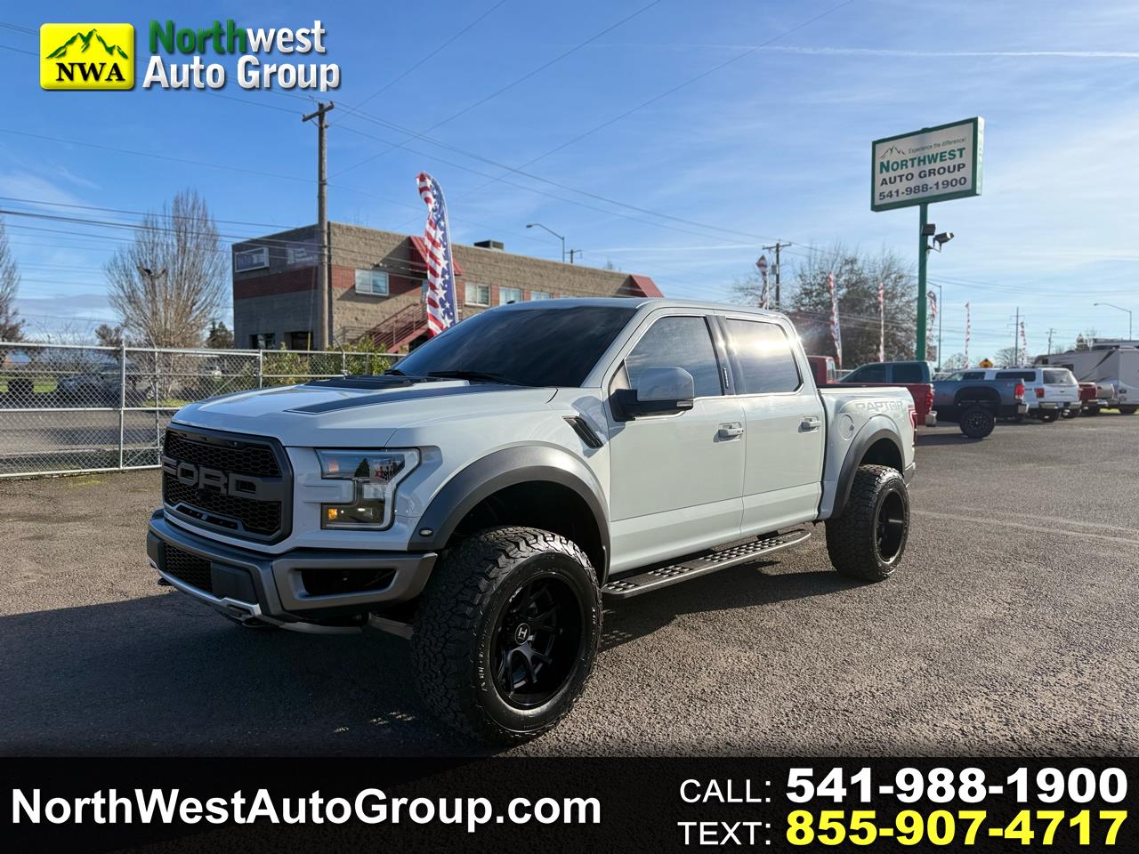 2017 Ford F-150 Raptor 4WD SuperCrew 5.5' Box