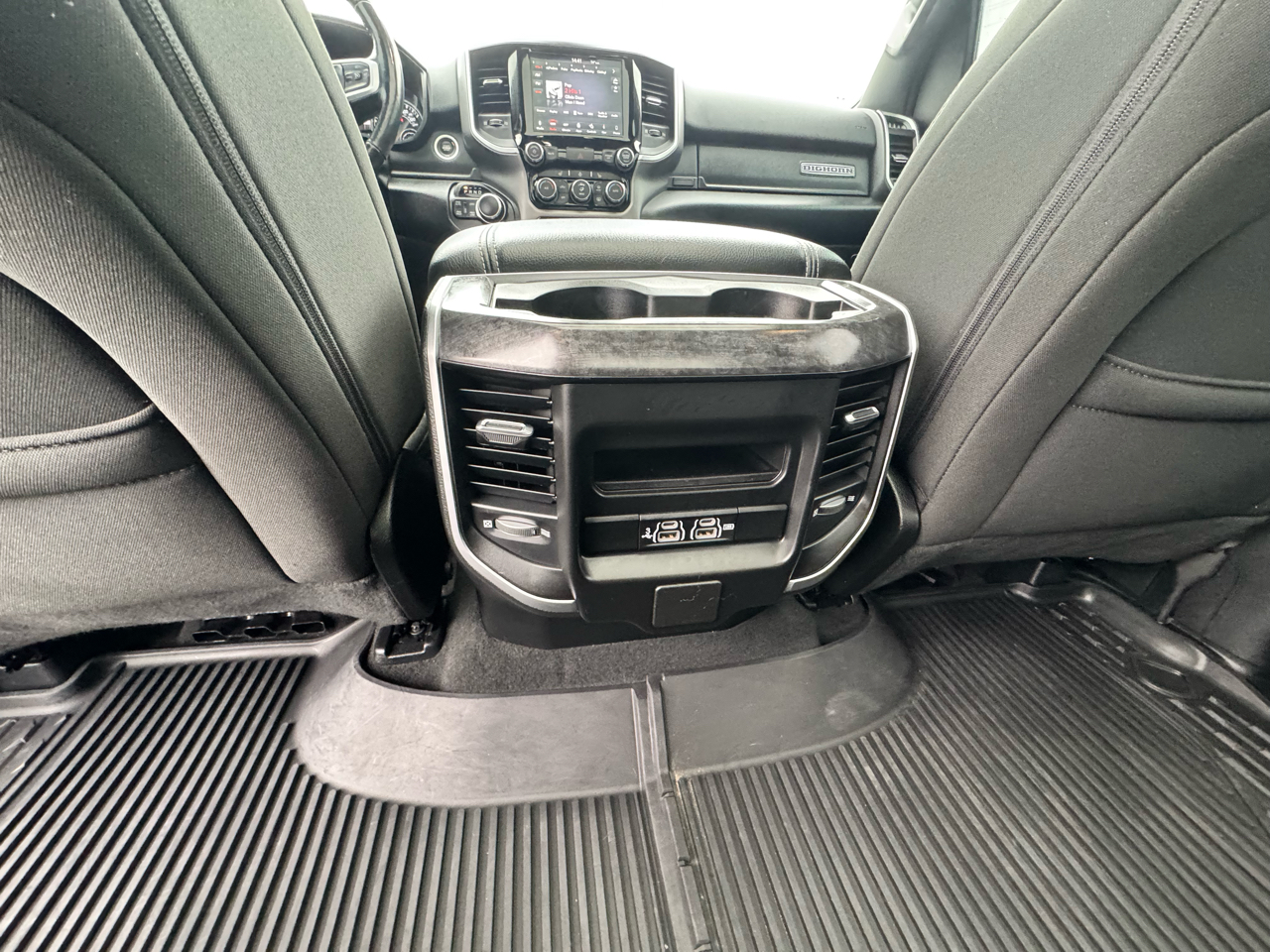 RAM 1500 Big Horn/Lone Star 4x4 Crew Cab 5'7" Box 2019