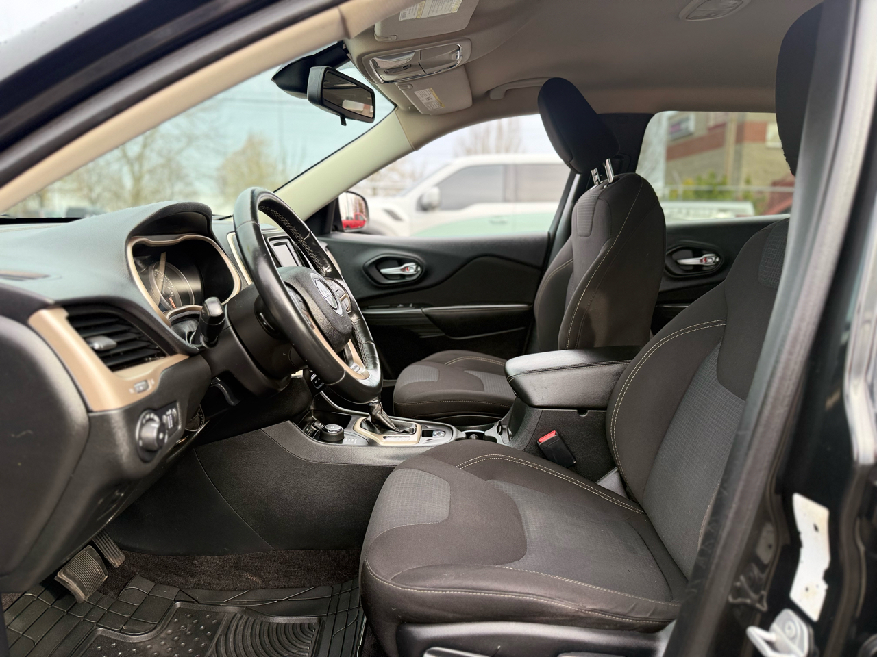 Jeep Cherokee 4WD 4dr Latitude 2016