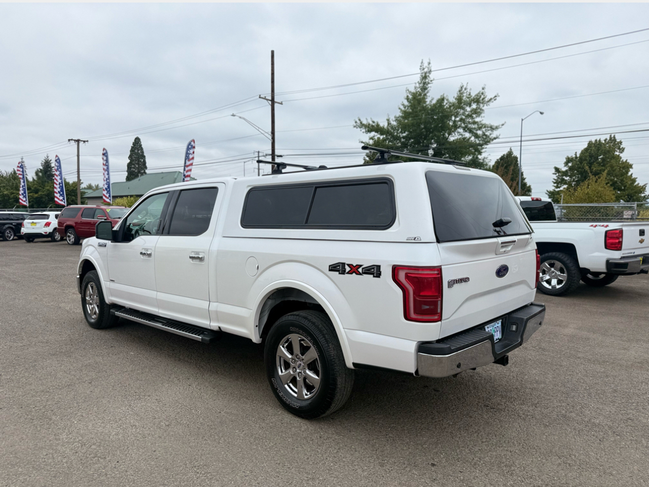 Ford F-150 4WD SuperCrew 157" Lariat w/HD Payload Pkg 2015