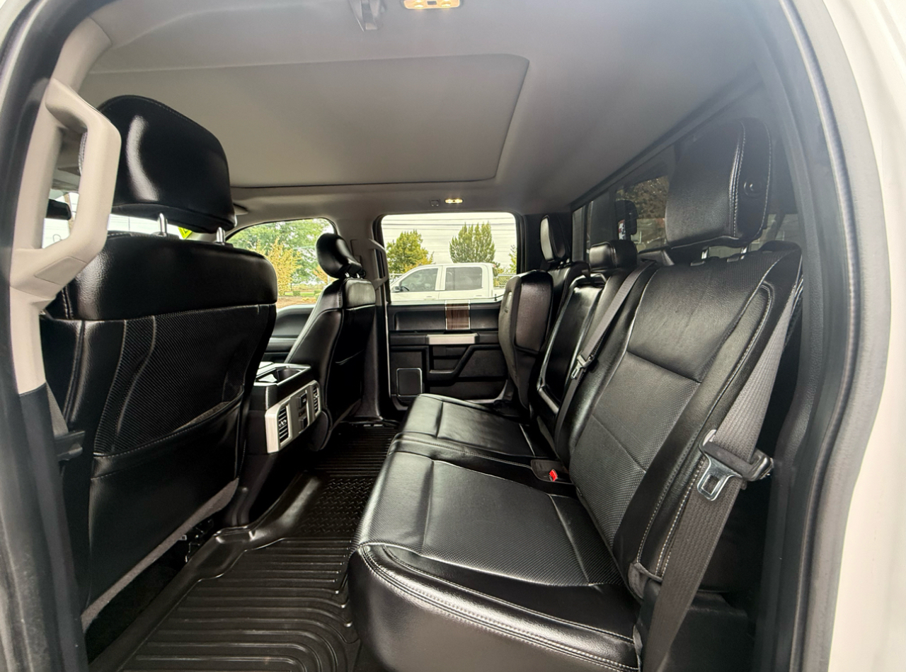 Ford F-150 4WD SuperCrew 157" Lariat w/HD Payload Pkg 2015