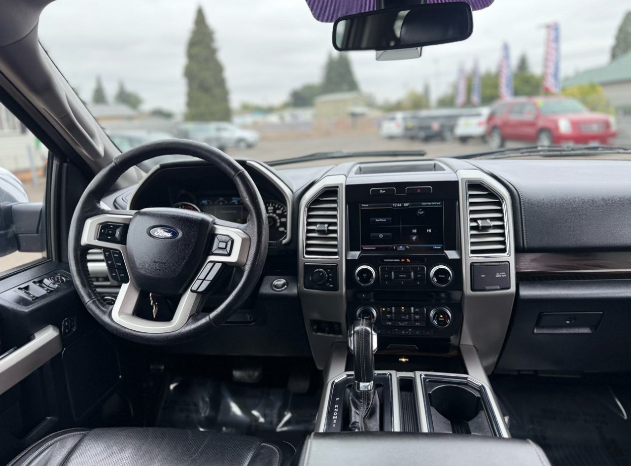 Ford F-150 4WD SuperCrew 157" Lariat w/HD Payload Pkg 2015