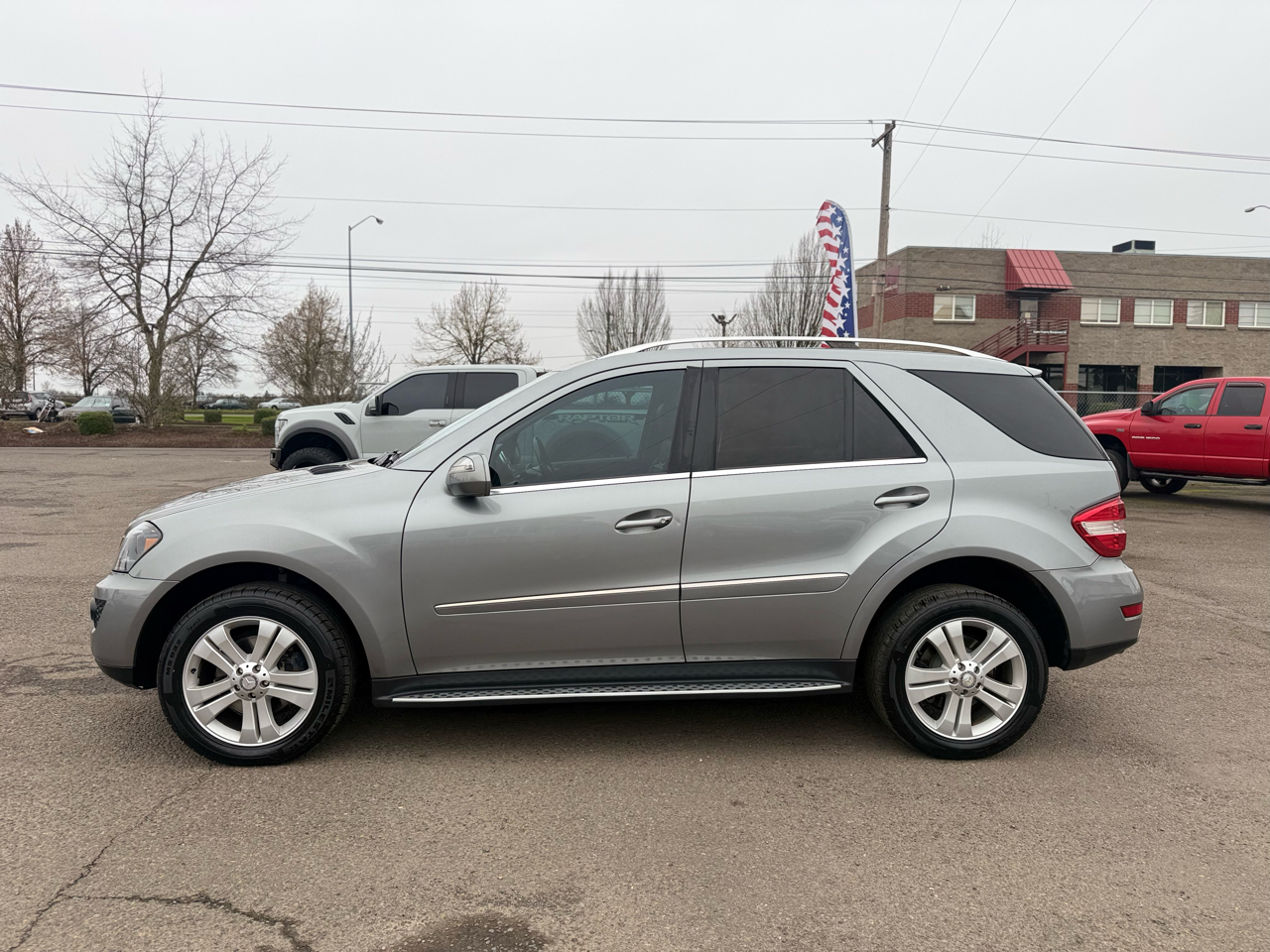Mercedes-Benz M-Class 4MATIC 4dr ML 350 2010