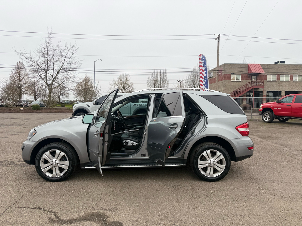 Mercedes-Benz M-Class 4MATIC 4dr ML 350 2010