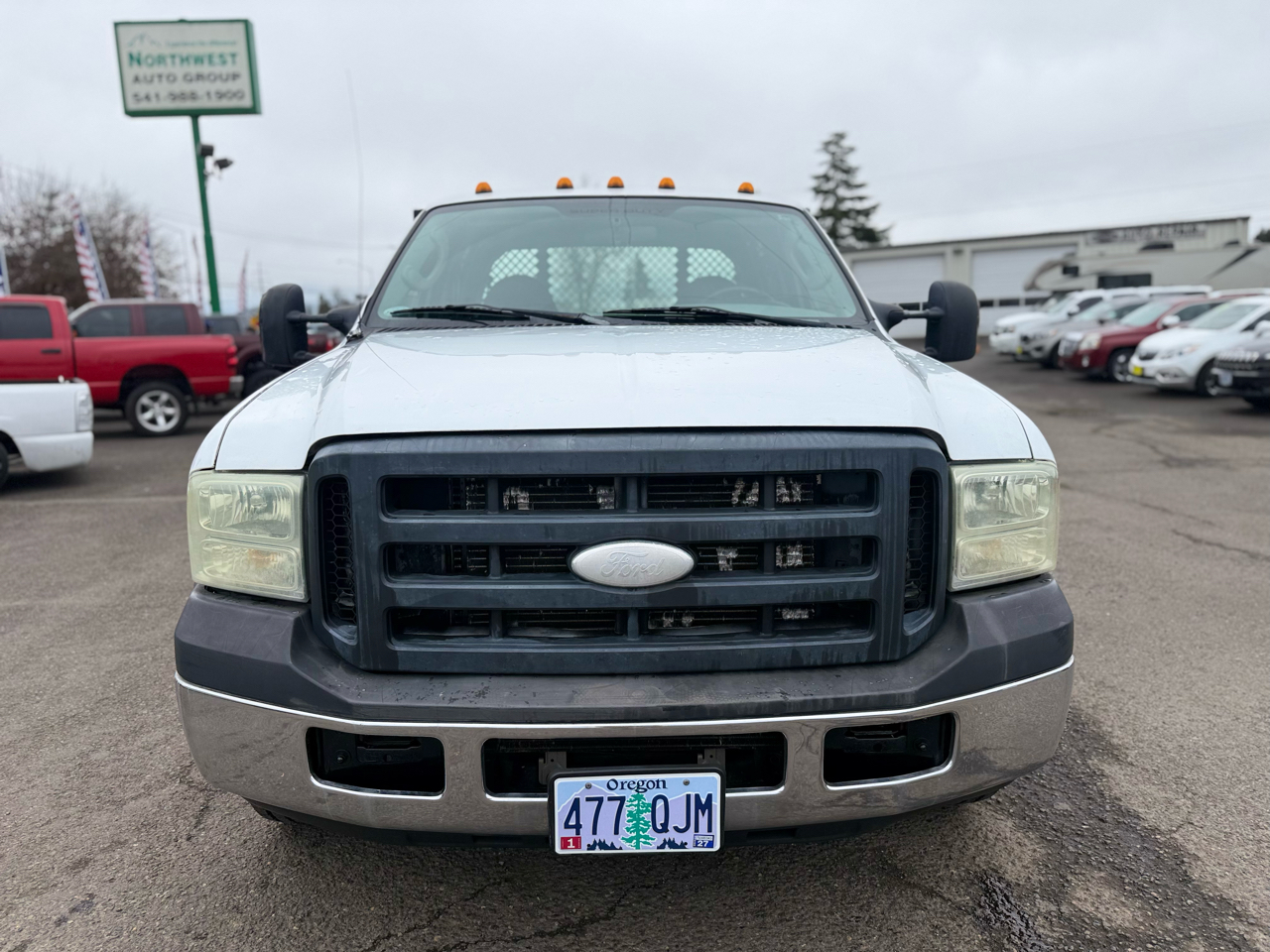 Ford Super Duty F-350 DRW Crew Cab 176" WB 60" CA Lariat 2006