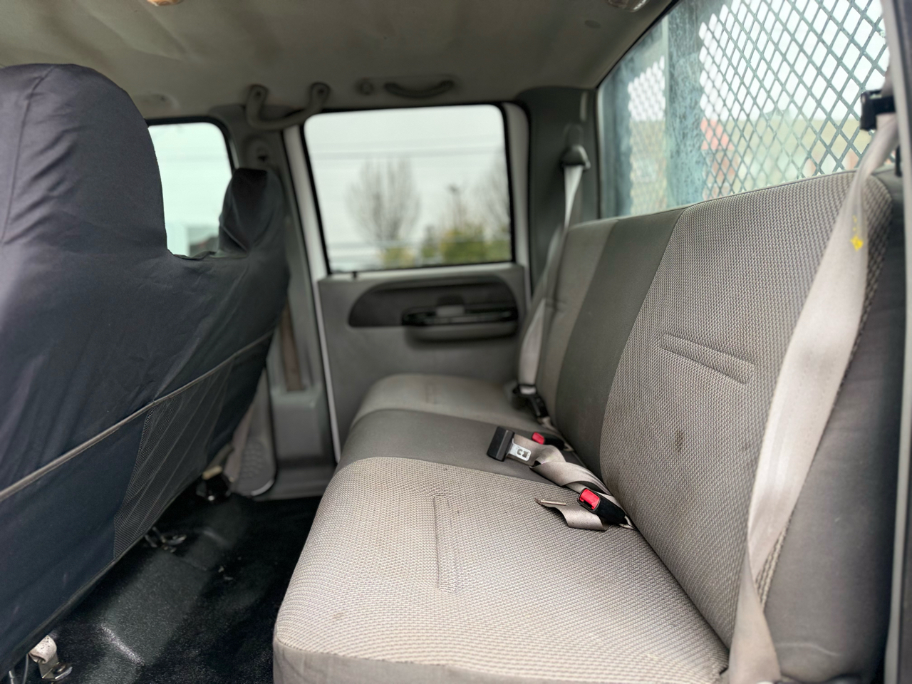 Ford Super Duty F-350 DRW Crew Cab 176" WB 60" CA Lariat 2006