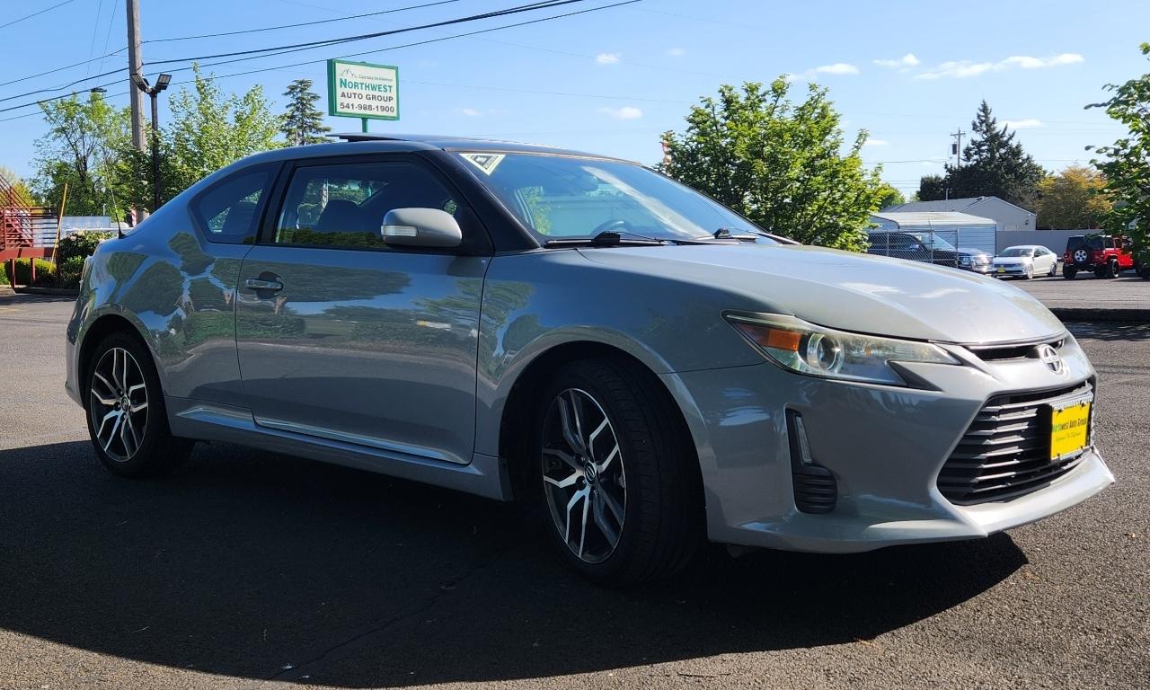 Scion tC 2dr HB Auto (Natl) 2015
