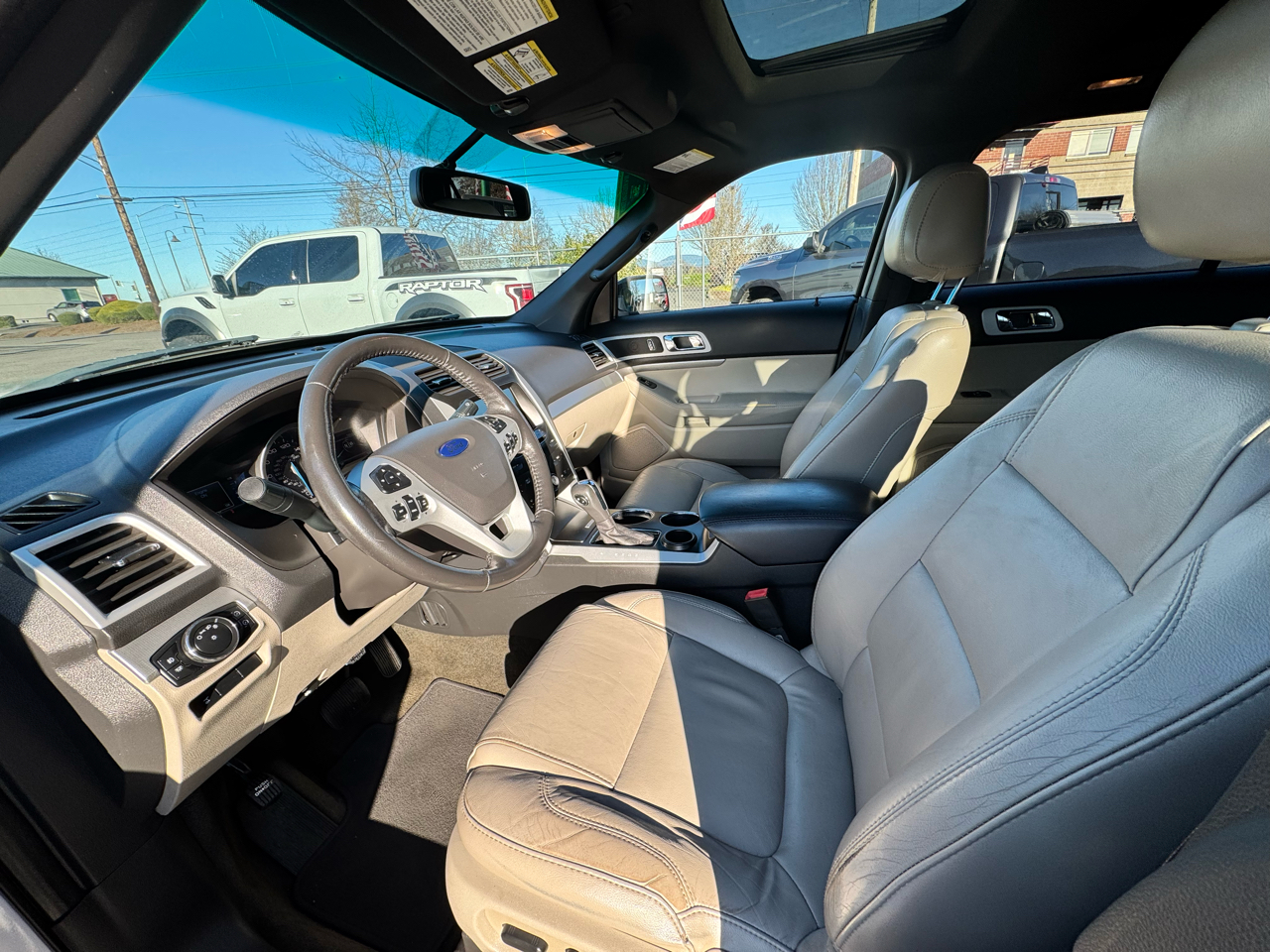 Ford Explorer FWD 4dr XLT 2013