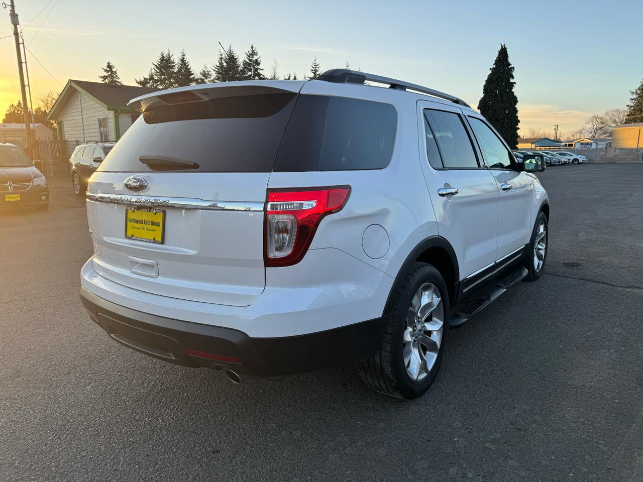 Ford Explorer FWD 4dr XLT 2013